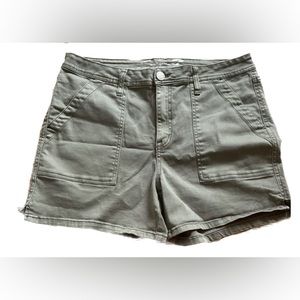 Seven7 Utility Shorts - Size 12